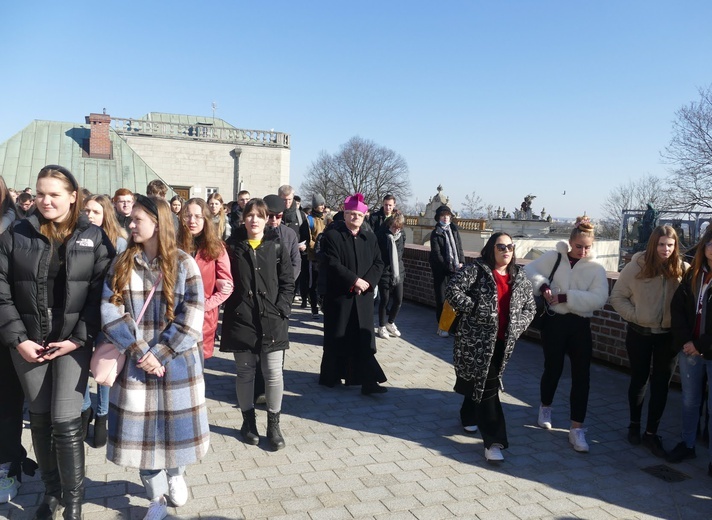 XVIII Pielgrzymka Maturzystów Diecezji Świdnickiej na Jasną Górę - cz. 02