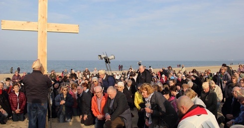 Uczestnicy nabożeństwa spotkają się 26 marca o godz. 15 w Gdańsku-Brzeźnie, przy wejściu na plażę nr 50.