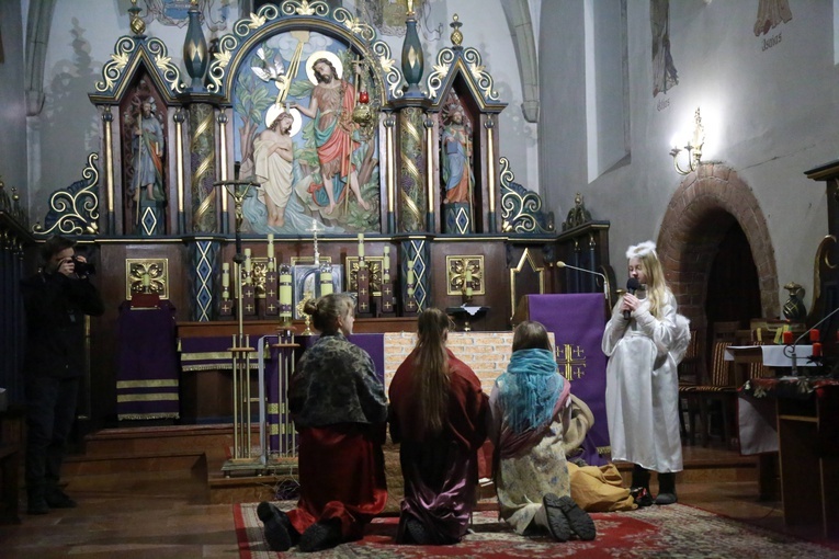 Misterium wielkopostne DSM w Radłowie