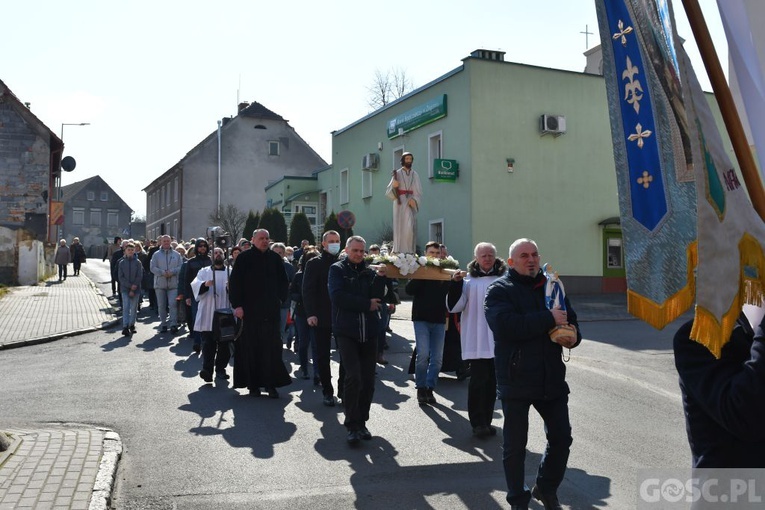 Rodzinny różaniec ze św. Józefem w Nowogrodzie Bobrzańskim