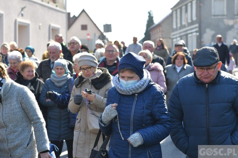 Rodzinny różaniec ze św. Józefem w Nowogrodzie Bobrzańskim