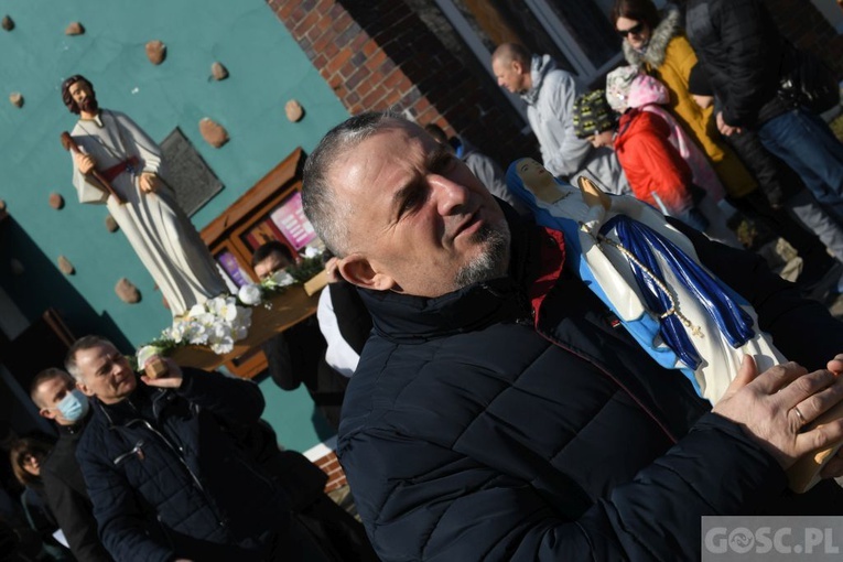 Rodzinny różaniec ze św. Józefem w Nowogrodzie Bobrzańskim