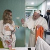 Papież odwiedził ukraińskie dzieci leczone w watykańskim szpitalu