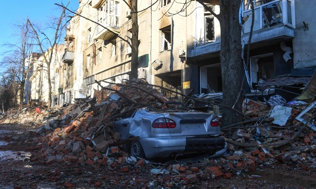 Przeżył obóz koncentracyjny w Buchenwaldzie, zginął w bombardowaniu Charkowa