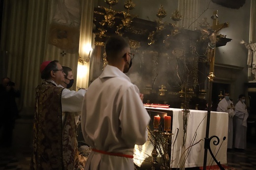 Wielkopostne kościoły stacyjne - kolegiata św. Anny