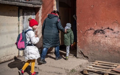 10 rad dla osób przyjmujących uchodźców 