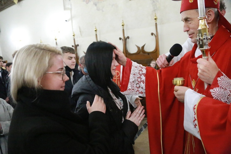 Nowy Sącz. Bierzmowanie w bazylice cz.2