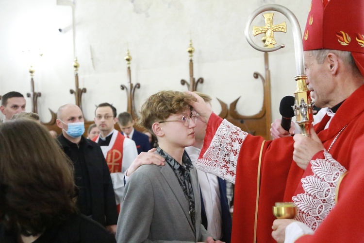Nowy Sącz. Bierzmowanie w bazylice cz.2