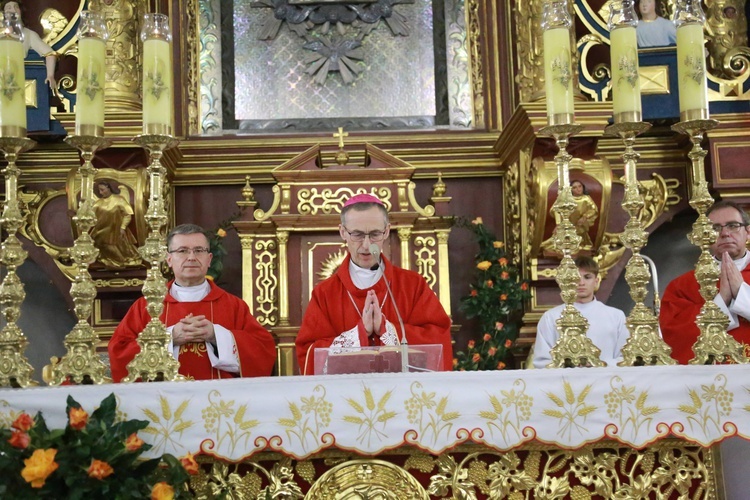 Nowy Sącz. Bierzmowanie w bazylice cz.2