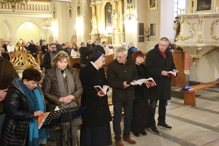 Dębica. Rekolekcje krucjaty