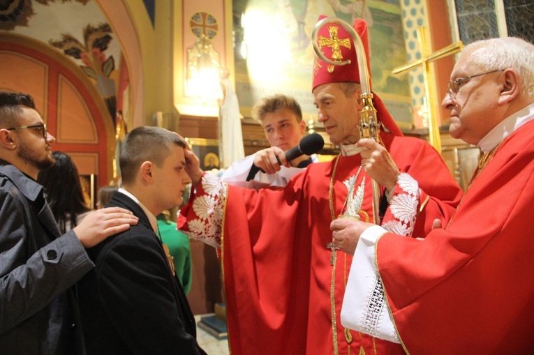 Nowy Sącz. Bierzmowanie u św. Kazimierza 2022