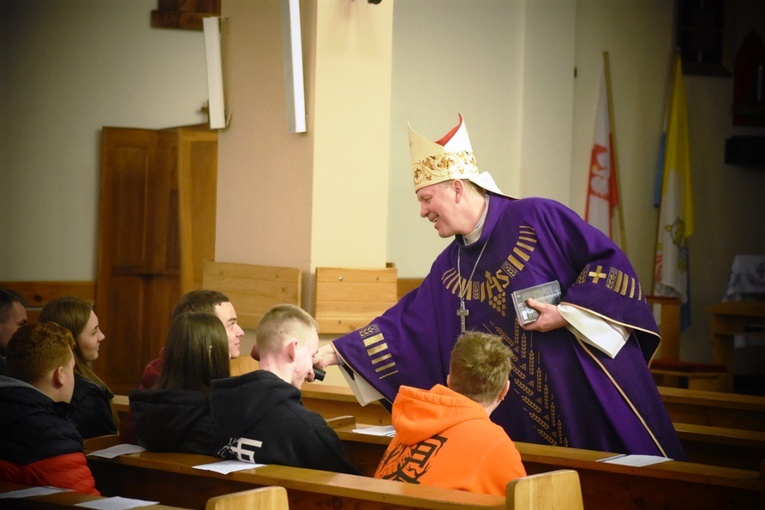 Rekolekcje poprowadził bp Piotr Turzyński