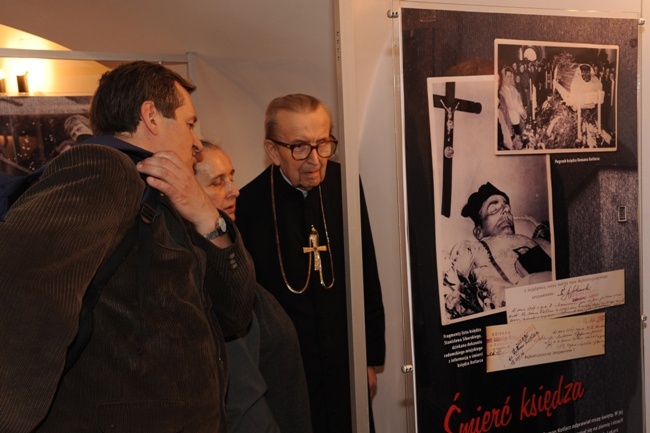 Bp Edward Materski - galeria wspomnieniowa