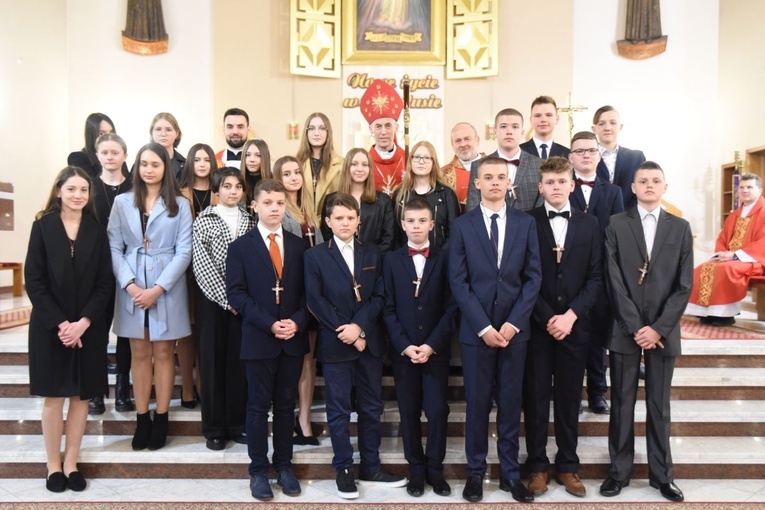 Bierzmowanie w Wielogłowach