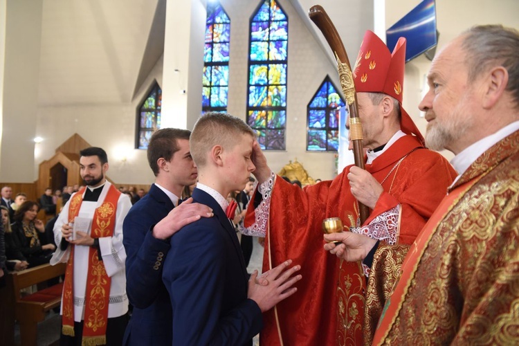 Bierzmowanie w Wielogłowach