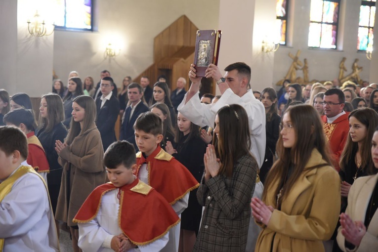 Bierzmowanie w Wielogłowach