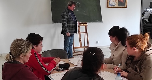 Nauka języka polskiego w parafii