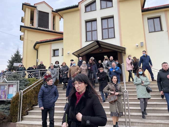 Ostatnie pożegnanie Renaty Ślosarczyk z Bestwinki