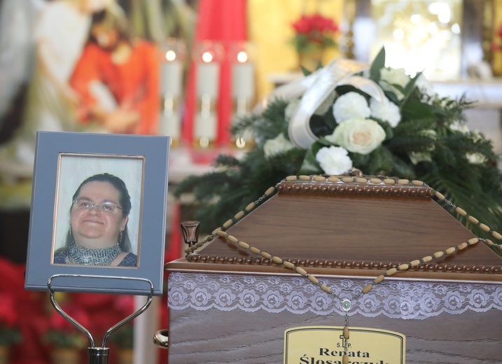 Ostatnie pożegnanie Renaty Ślosarczyk z Bestwinki