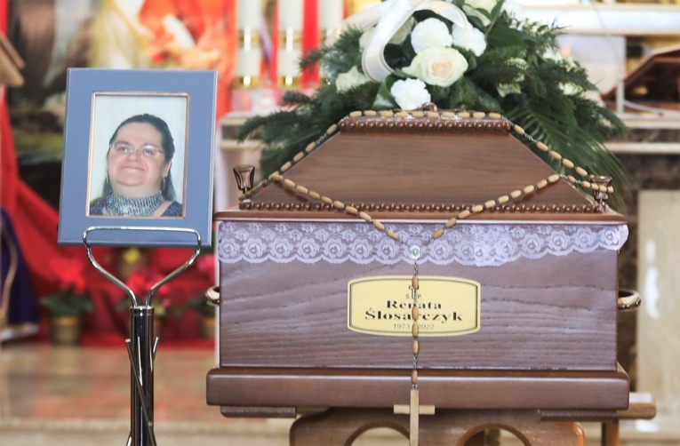 Ostatnie pożegnanie Renaty Ślosarczyk z Bestwinki