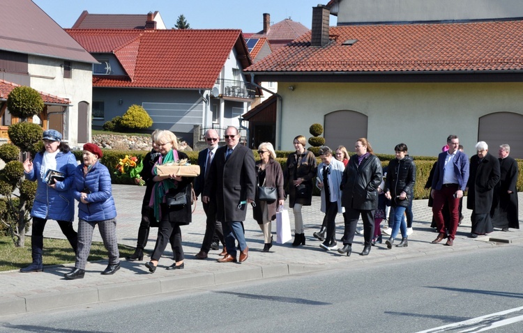 Siostra Anna Kaworek patronką szkoły w Biedrzychowicach