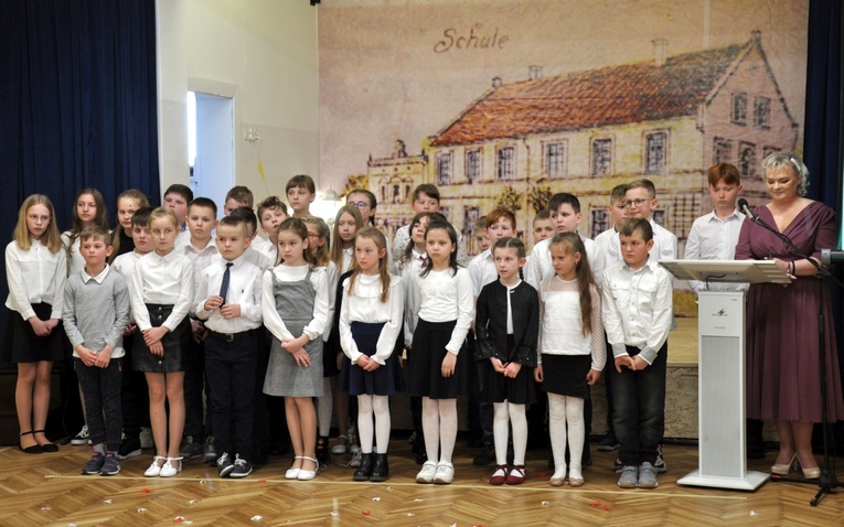 Jubileusz szkoły w Biedrzychowicach