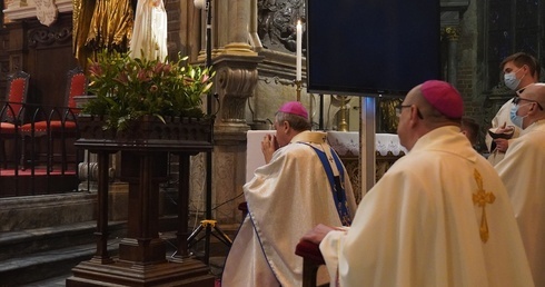 Katedra wrocławska. Akt Poświęcenia Rosji i Ukrainy Niepokalanemu Sercu Maryi