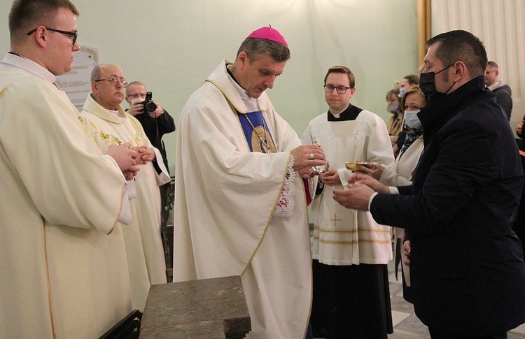 Diecezjalny Dzień Świętości Życia w kościele św. Marii Magdaleny w Cieszynie