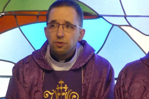 Ostatnie pożegnanie śp. ks. Tomasza Niedzieli w Bystrej Krakowskiej