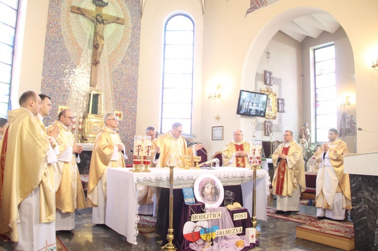 Tarnów-Krzyż. Błogosławieństwo nowych lektorów 2022