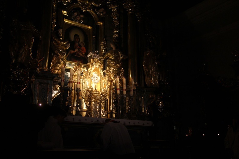 Zakliczyn. Czuwanie młodych z dekanatu