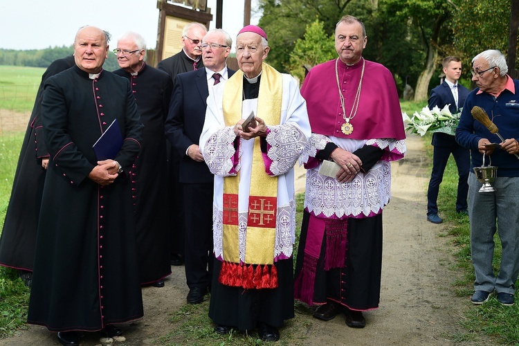 Abp Edmund Piszcz w obiektywie GN