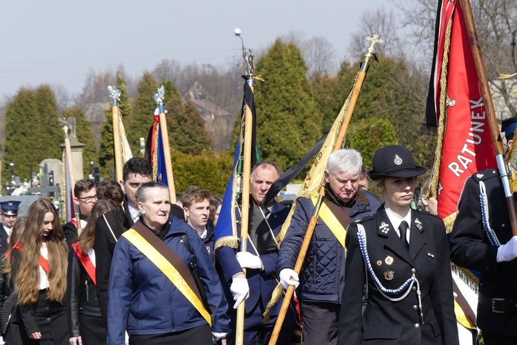 Uroczystości pogrzebowe ks. Tomasza Niedzieli w Bulowicach