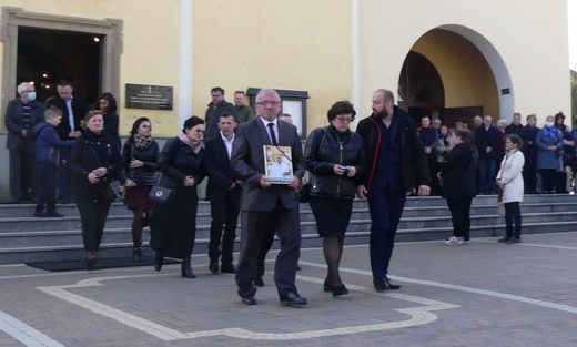 Uroczystości pogrzebowe ks. Tomasza Niedzieli w Bulowicach