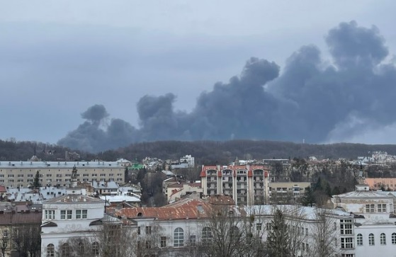 Lwów zbombardowany w czasie wizyty Bidena w Polsce