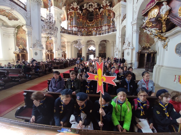 Pielgrzymka katolickiego harcerstwa