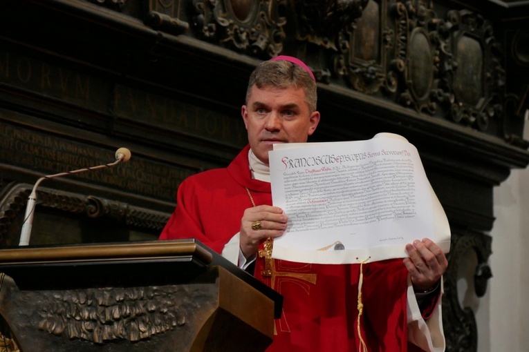 Bp Zbigniew Zieliński w obiektywie "Gościa"