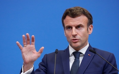 Francja/ Macron apeluje o umiar w słowach: nie nazwałbym Putina "rzeźnikiem"
