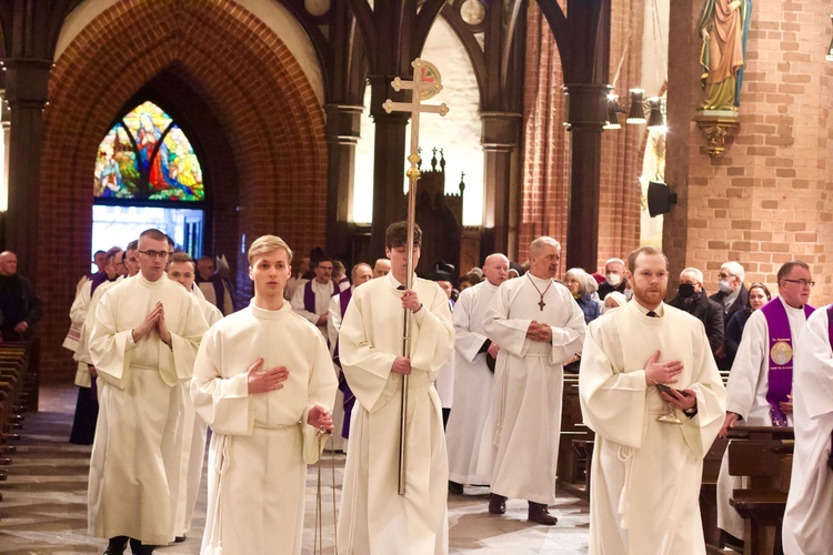 Msza św. żałobna za śp. abp. Edmunda Piszcza