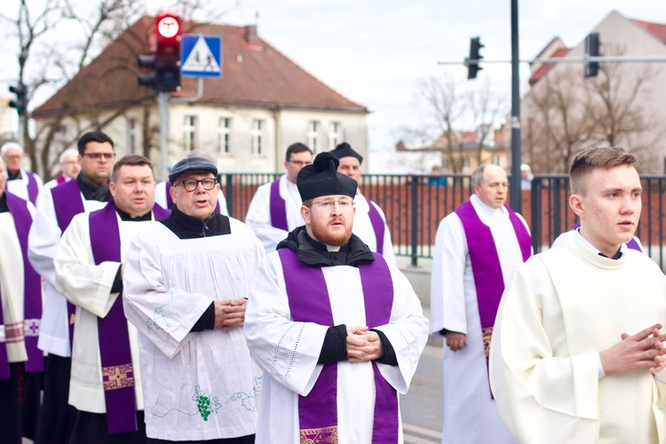 Msza św. żałobna za śp. abp. Edmunda Piszcza