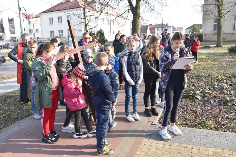 Przasnysz - Rostkowo. Droga Krzyżowa dzieci