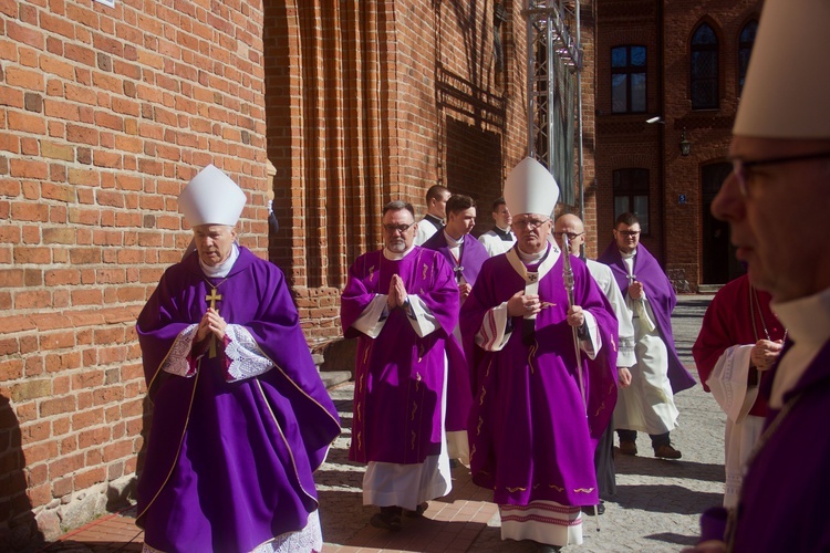 Pogrzeb śp. abp. Edmunda Piszcza