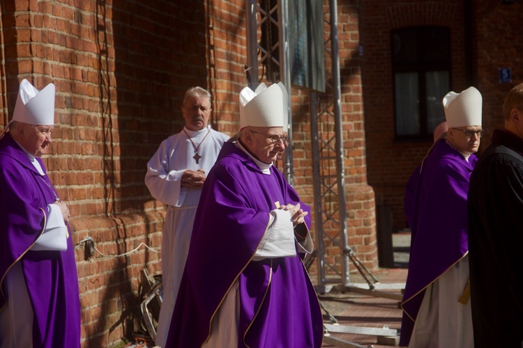 Pogrzeb śp. abp. Edmunda Piszcza