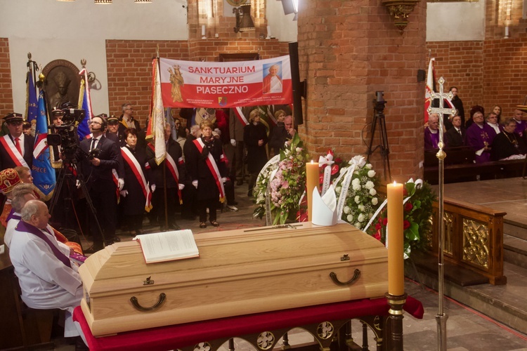 Pogrzeb śp. abp. Edmunda Piszcza