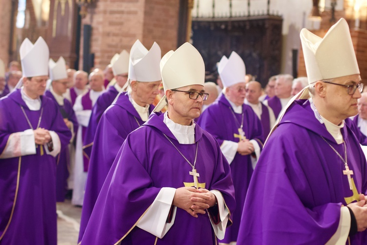 Pogrzeb śp. abp. Edmunda Piszcza