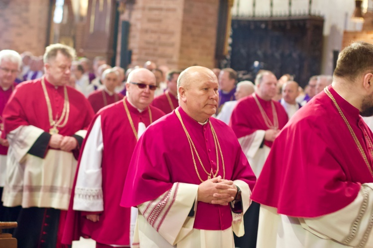 Pogrzeb śp. abp. Edmunda Piszcza