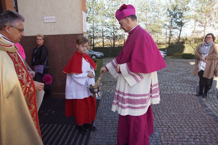 Wizytacja w dwóch dzierżoniowskich parafiach