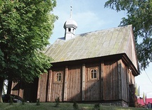 Kaplica w Studziance k. Rypina, zbudowana w 1719 roku, pamięta czasy mieszkających przy niej w samotni mężczyzn.