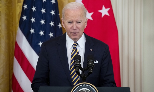 Biden: Zobaczymy, co zrobi Rosja, w międzyczasie będziemy kontynuować sankcje i pomoc Ukrainie