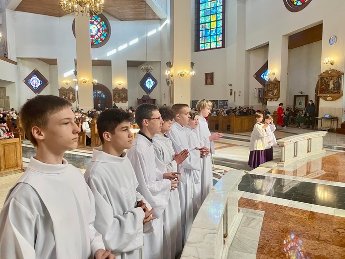 Promocja ministrantów i lektorów w parafii pw. św. Maksymiliana we Wrocławiu-Gądowie